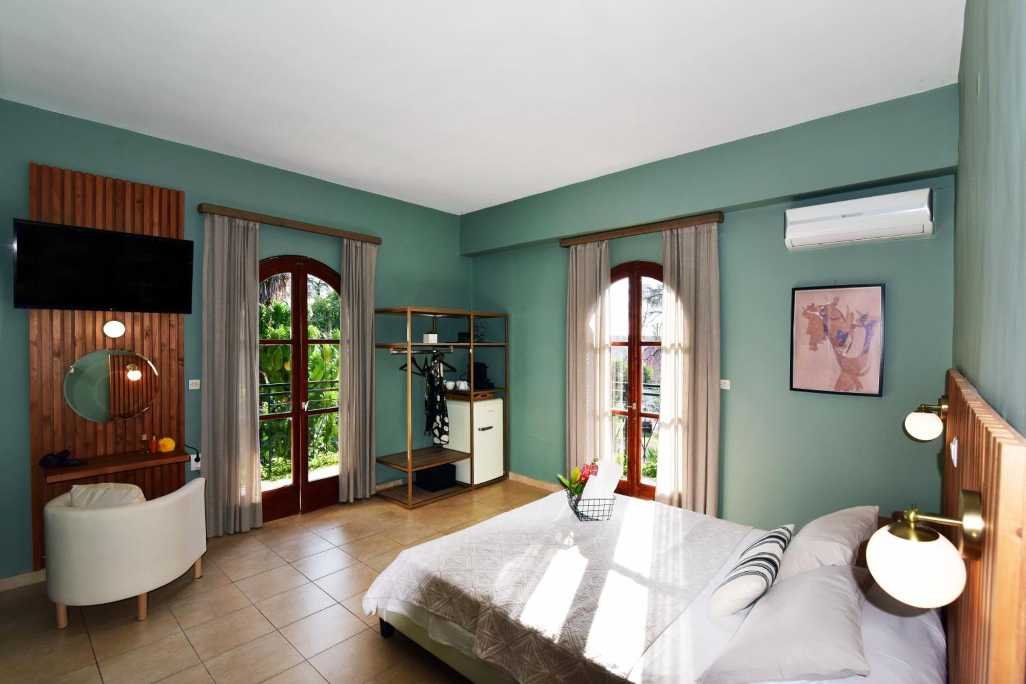 Lord Ape Suites Club Бенитсес Экстерьер фото
